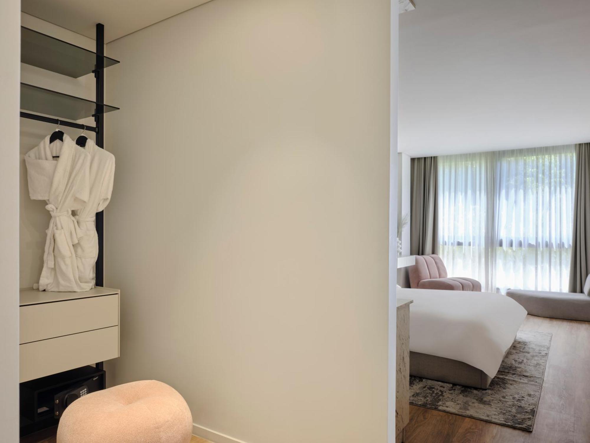 Nur Aparthotel Athene Buitenkant foto